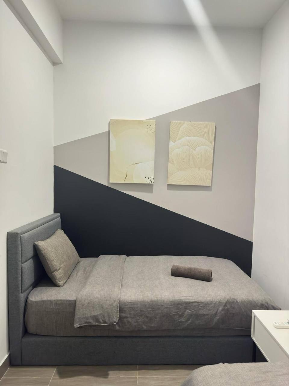 Netflix Two Bedroom Troika Kota Bharu Homestay 118 Exterior photo